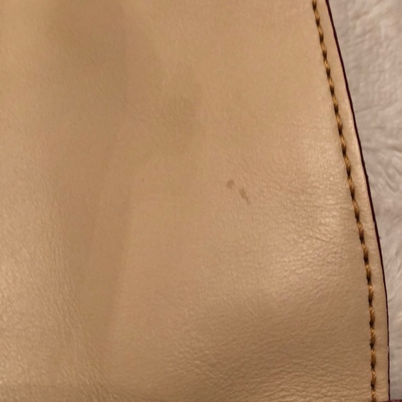 Dooney & Burke Crossbody with toggle closure - Picture 6 of 7